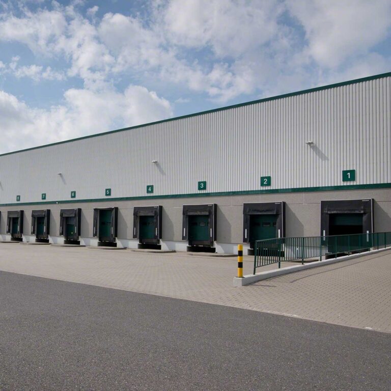 commercial loading dock pressure cleaning